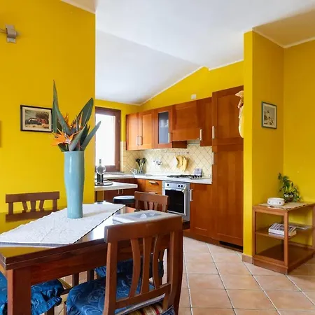Apartament Spazioso, Vicino Al Centro Con Parcheggio Privato *