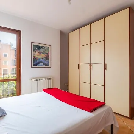 Spazioso, Vicino Al Centro Con Parcheggio Privato Apartament Tortolì